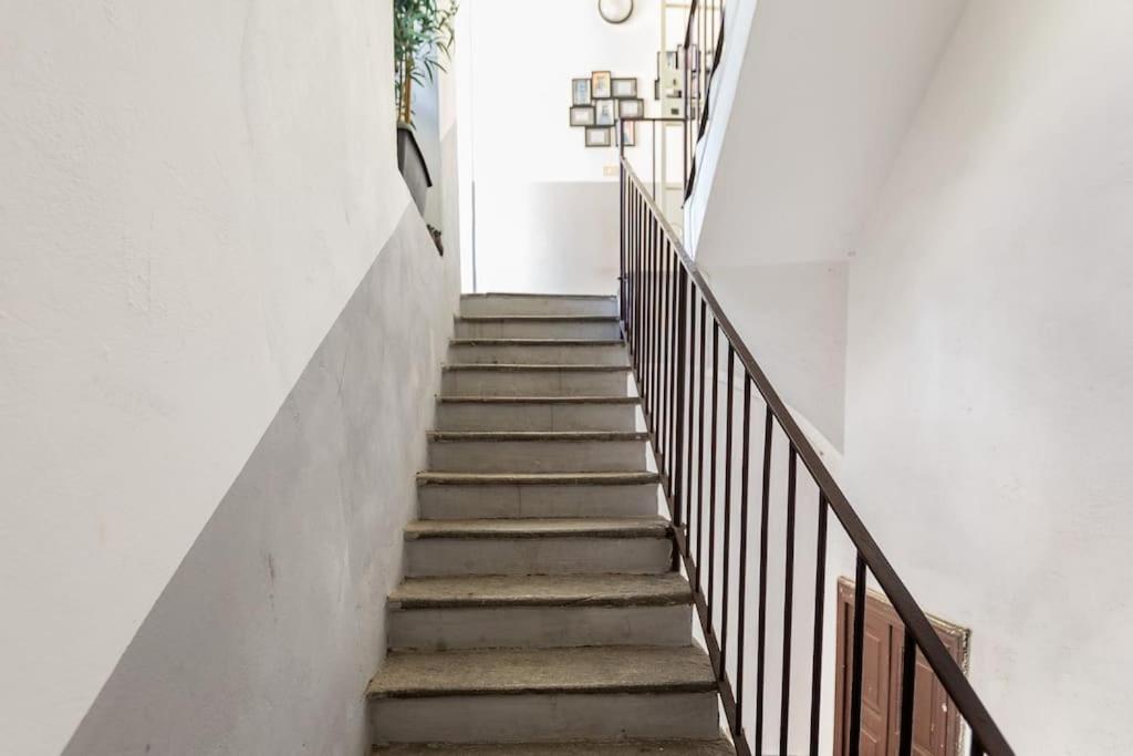 Como 100Mq 5 Mins To Center + Free Park And View Exterior foto